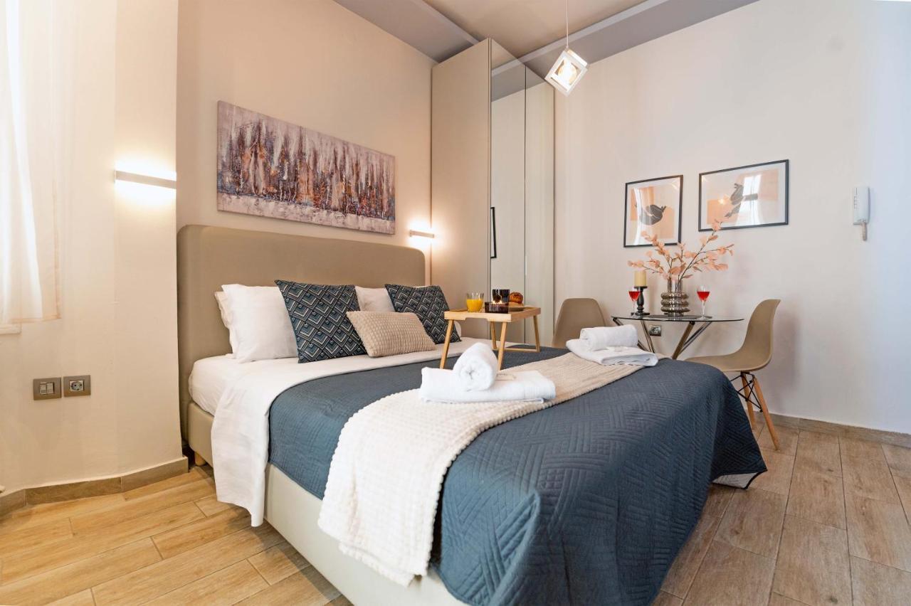 Eclectic Luxury Studio Thessaloniki Buitenkant foto